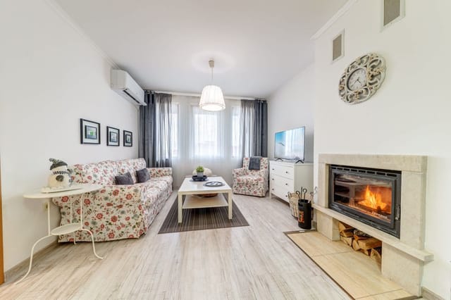 Sweet Home Family Lodge in Grand Monastery