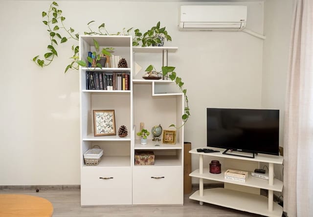 Cozy Sea-View Flat with Balcony in Galata, Varna