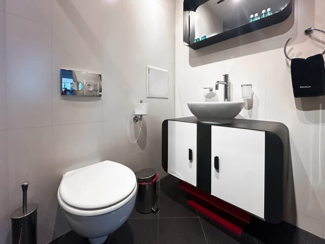 Joy Apartment – Stylish 2BD in Oborishte