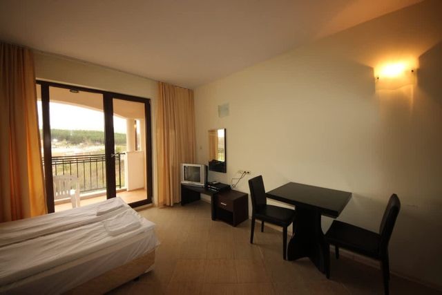 Studio by the Coast in Nestinarka