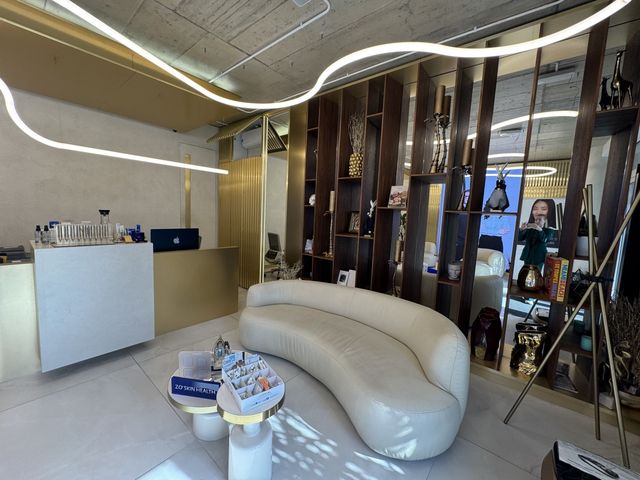 Dermatology & Plastic Surgery Clinic