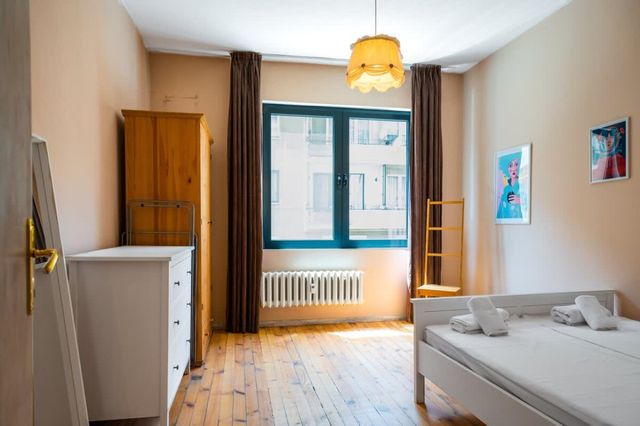 Cozy 1BD Flat in Sofia City Center + Workspace