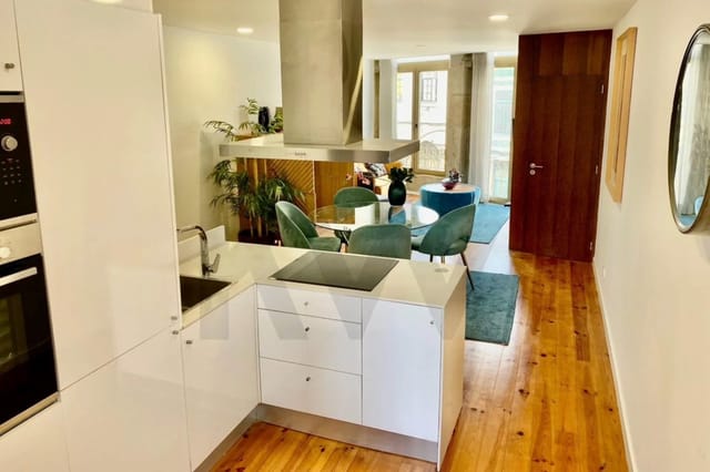 2 BDR &amp; 2 BTHR Duplex with 2 balconies - Photo 4