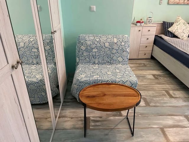 Bright 1BD Apartment with Nice Terrace