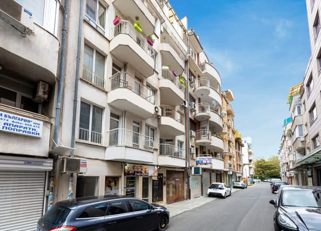 Stylish 1BD with Desk in Karshiaka