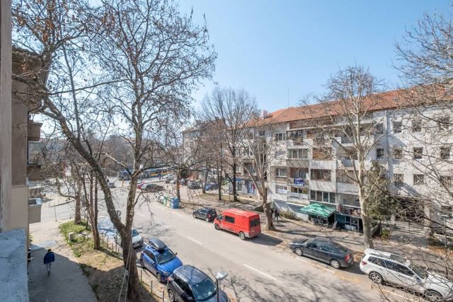 Peaceful downtown location - 2 bedroom apartment