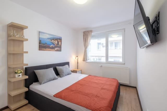 Alex cozy apartment - 1 bedroom - Photo 2