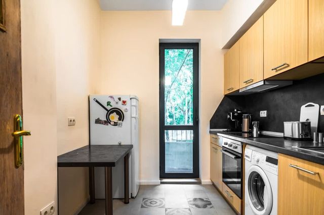 Cozy 1BD Flat in Sofia City Center + Workspace