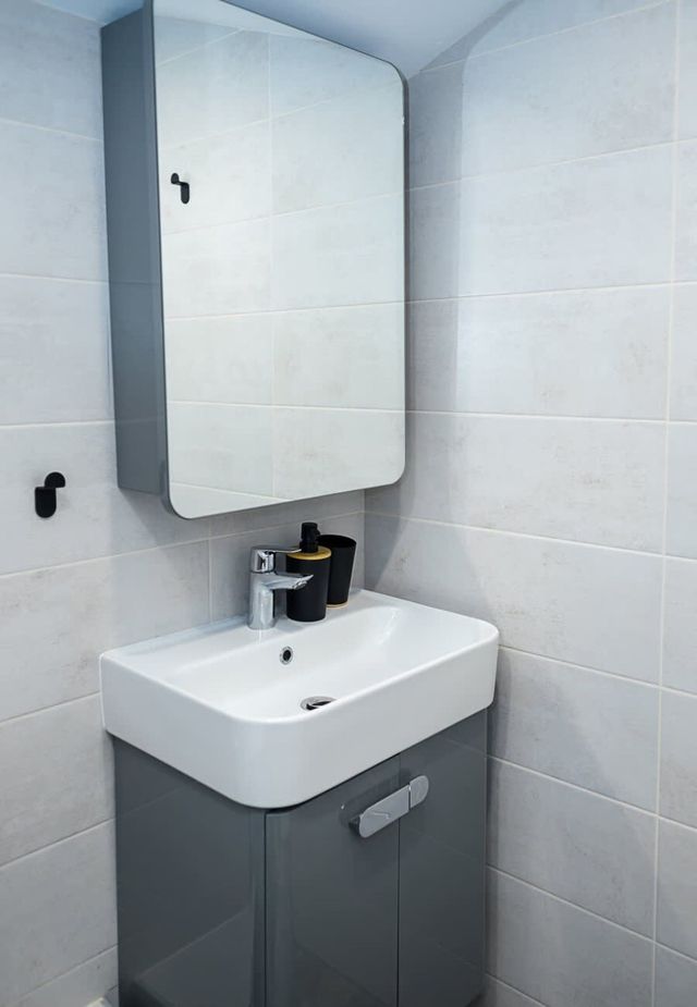 Private Villa with 5BD, Pool & Stunning Sea Views