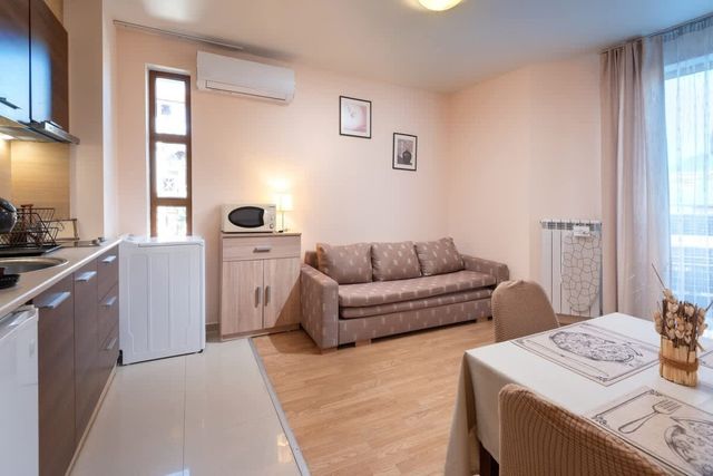 Cozy Mountain-View Apartment in Belmont, Bansko