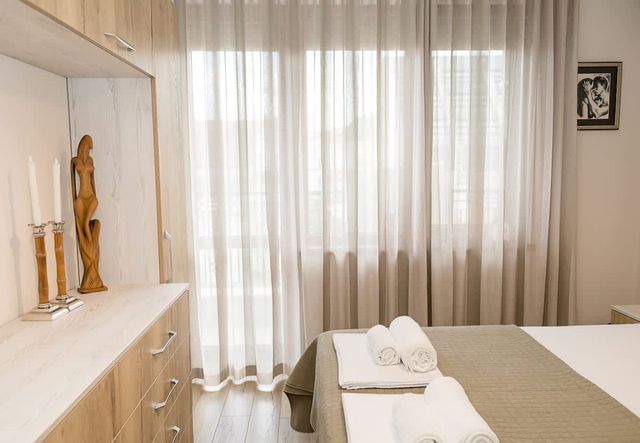 Stylish 1BR Steps from Sea Garden | Central Varna