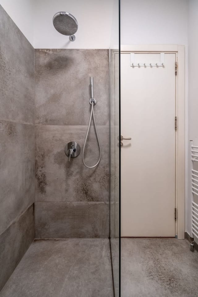 1 Bedroom Natural Condo