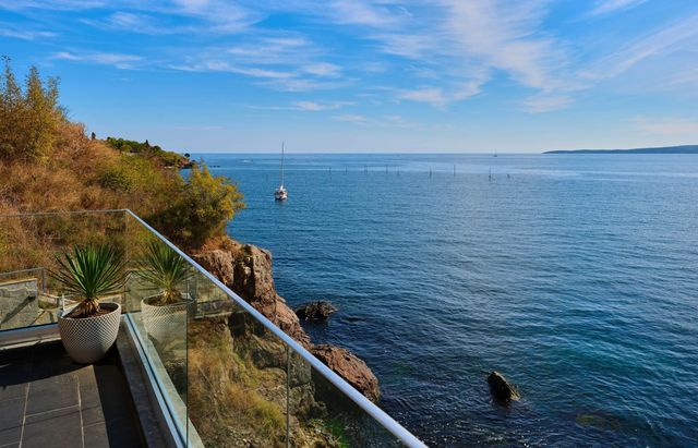 Loft-Style Studio Apartment on the Beach