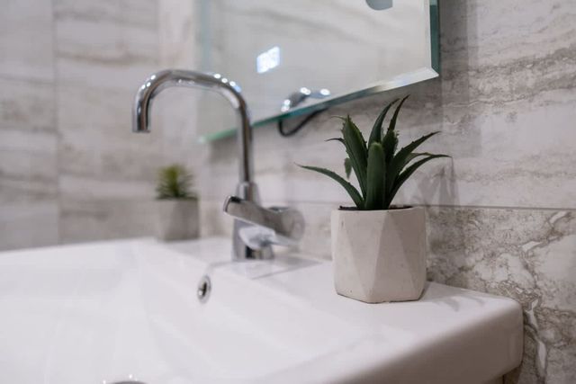 Central Plovdiv: Modern 1BR with Netflix & Balcony