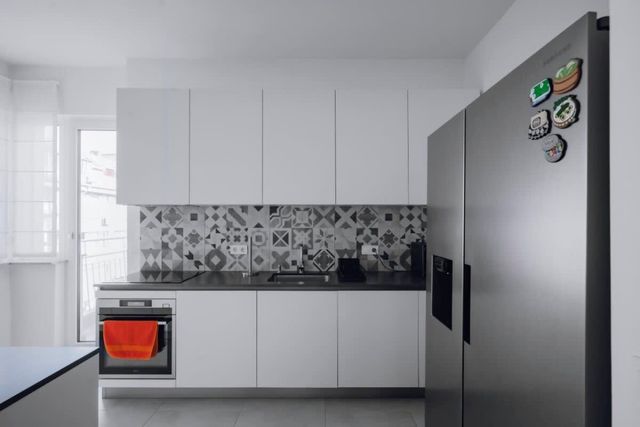 Luminous Central Retreat Spacious 2BD Apartment