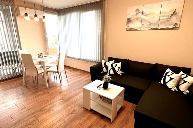 Апартамент Комфорт 2 близо до летището