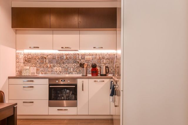 Stylish 1BD Flat + Elevator & AC | Heart of Sofia