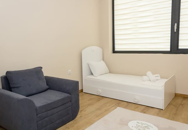 Modern Seaside Retreat in Varna - Photo 4