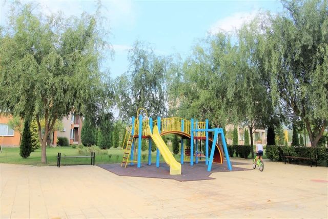 Holiday Cozy Apartament with Pool View