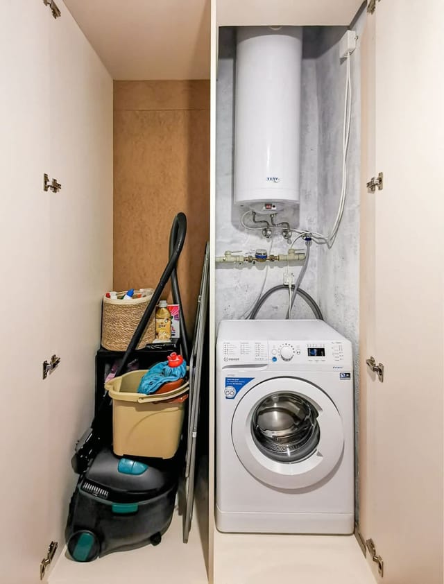 Bright Modern 2BD Apartment with Panoramic View