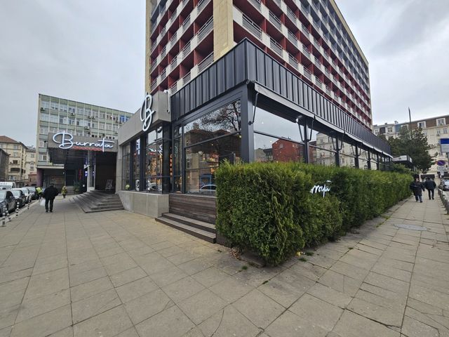 Luxuriously Romantic Restaurant in the Heart of Sofia