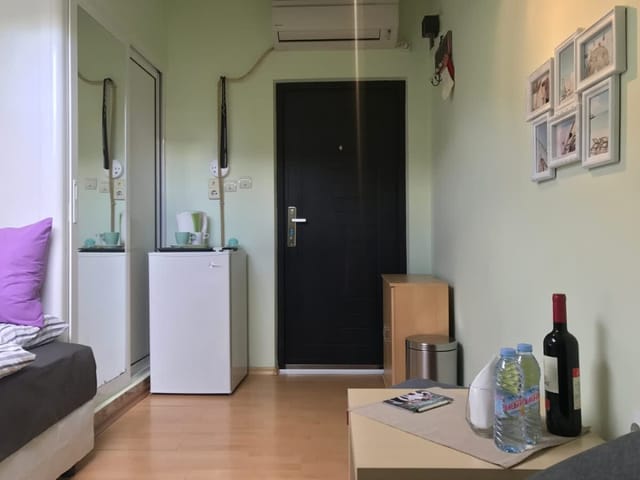 The Backpacker's Spot - Bus & Railway Station Gem