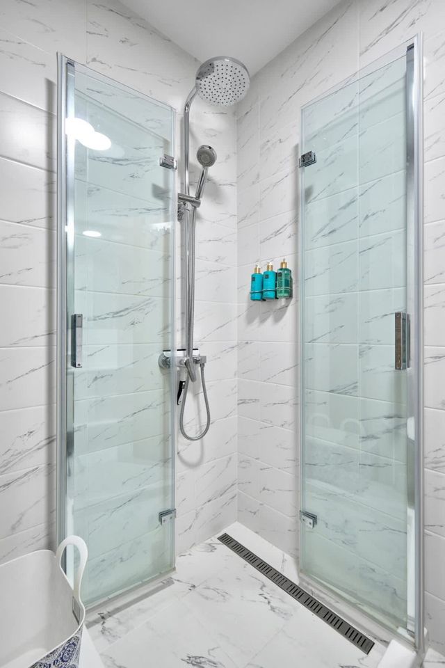 The Little Things - New Apt with Parking