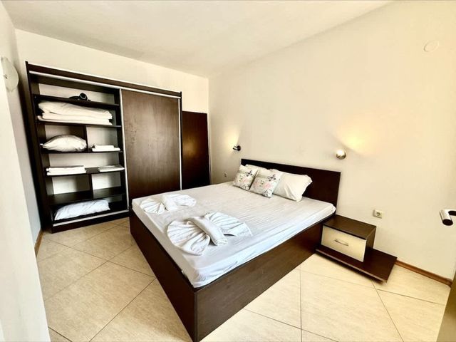 Cozy  Sunny Beach Hills - 2 bedrooms for 5 people