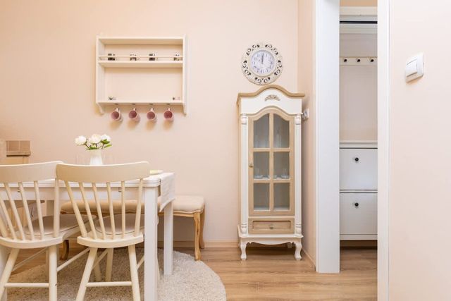 Bright &amp; Cozy 1BD Flat with a Terrace and Parking - Photo 4