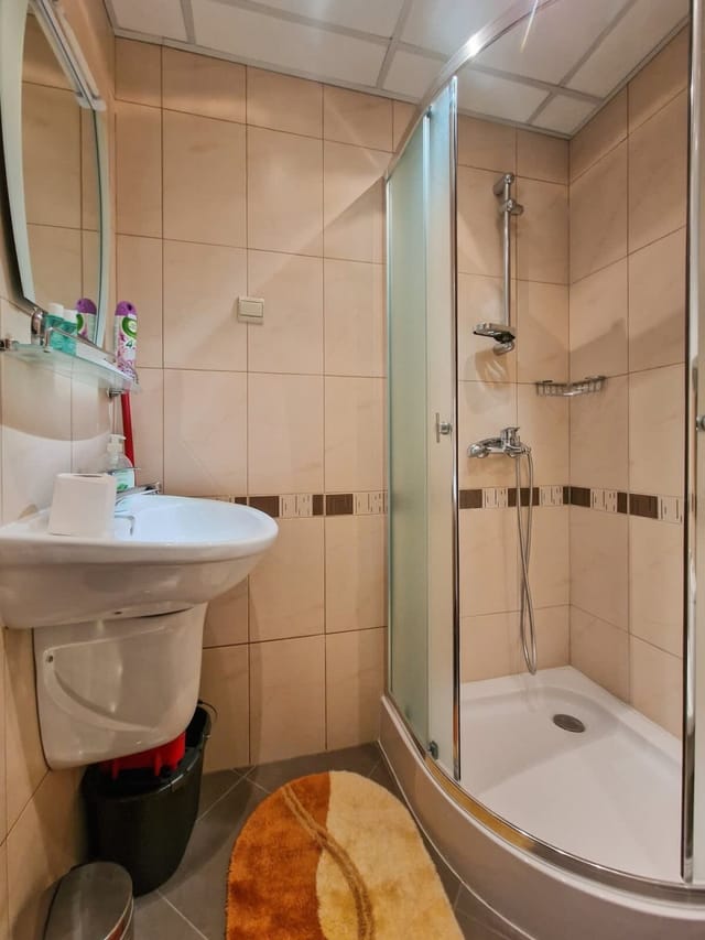 Glazne River View - 2BDR | 2BTHR Flat with a View