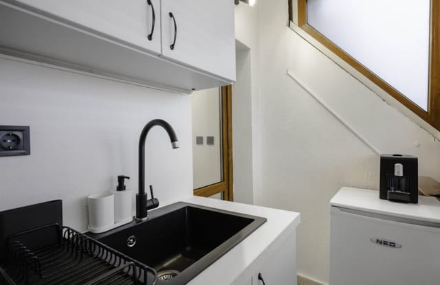 Cute 1BD in Central Sofia - Steps from South Park