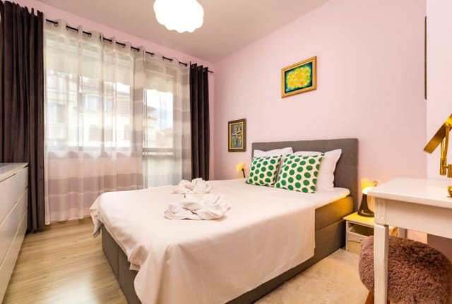 The Plovdiv Pad: Your 1-BD Hideaway in the Center