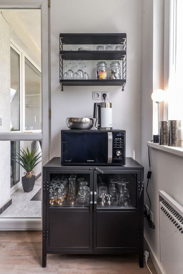 Stylish 2BD Flat w Balcony & Fast WiFi - Lozenets