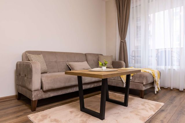 The Cozy Nest - Modern 1BR with Balcony