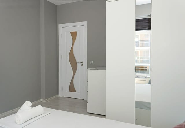 Sunny 1BD Flat in St Constantine & Helena Complex