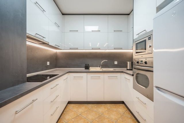 Marble Place - Photo 3