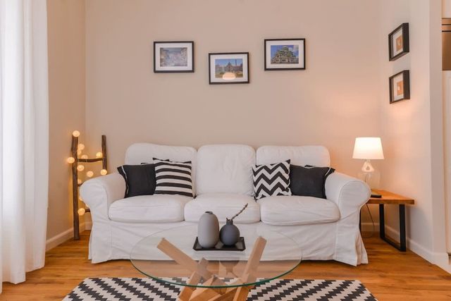 cО́coEllie - Aesthetic 2BD Apt Near NDK