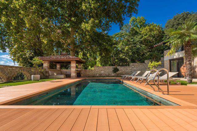 Seaside Luxury Beach Vacation Home – Balchik