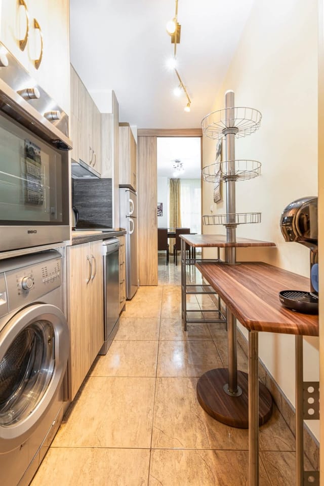 1BD apartment in a calm area near the centre - Photo 3