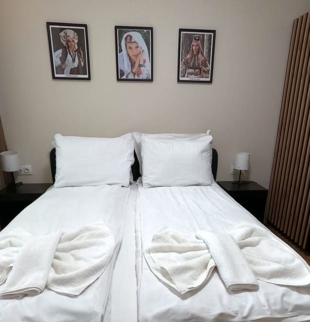 Contemporary Home with Balcony