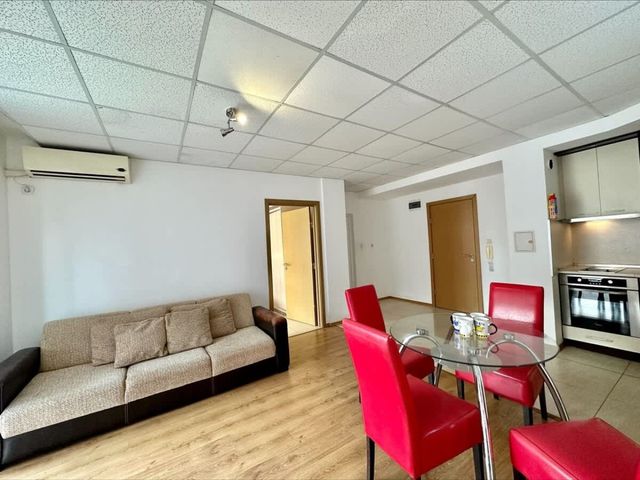 Cozy  Sunny Beach Hills - 2 bedrooms for 5 people