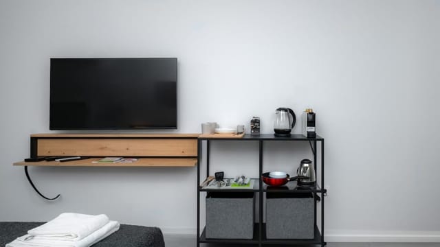 Aviva City Stay – Yellow Vibe Studio - Photo 3