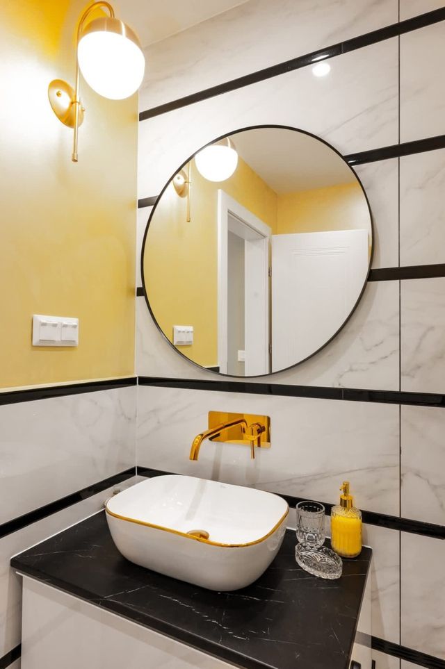 Central Stylish Suite & Studio with Shared Terrace