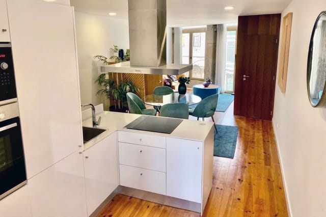 2 BDR &amp; 2 BTHR Duplex with 2 balconies - Photo 4