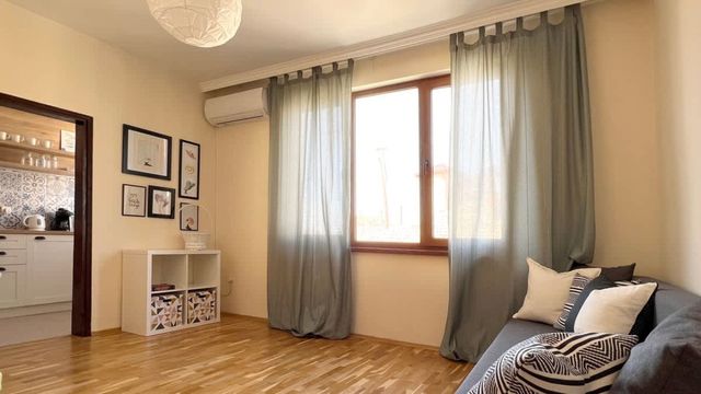 Lovely Apartment with Balcony in Pomorie Old Town
