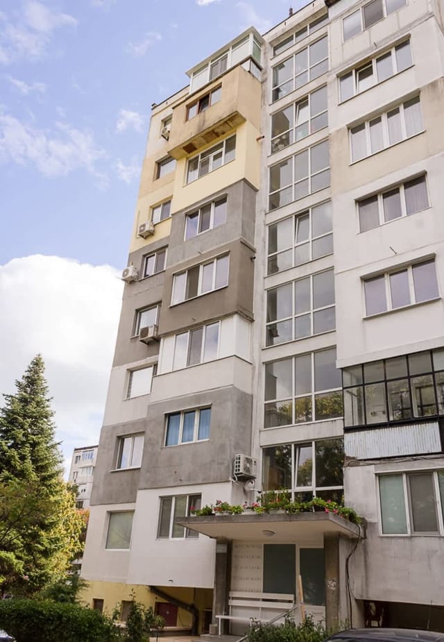 1BD Sea Garden Retreat with Dedicated Workspace