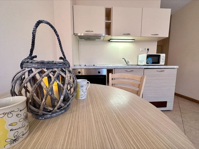 Suite apartment with balcony in Royal Sun