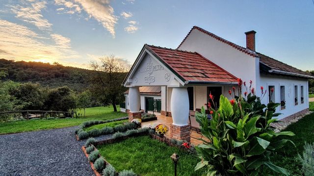 20 hectare traditional ranch - Photo 3