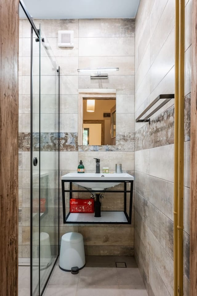 Cozy 1BD Flat in Sofia City Center + Workspace