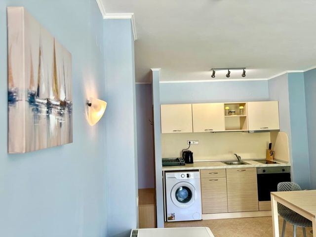 Apartment with Terrace  Royal Sun